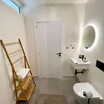 Sunday Morning B&B 알제주르