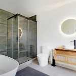 Sunday Morning Bed & Breakfast 4*