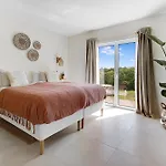 Bed & Breakfast Sunday Morning 4*