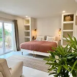 Bed & Breakfast Sunday Morning 4*