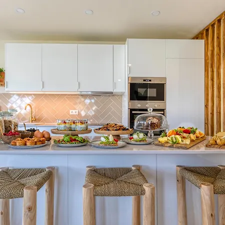 Sunday Morning לינה וארוחת בוקר אלג'זור